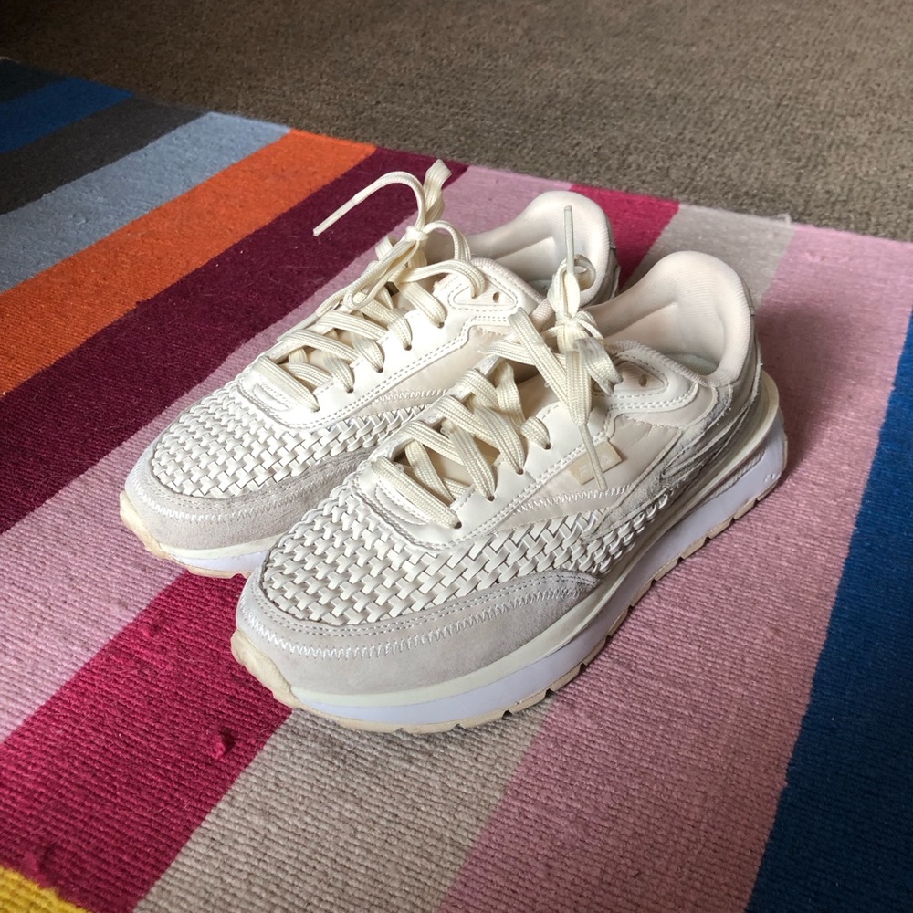 FILA cream sneakers size 8